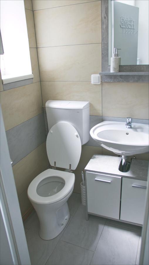 Niko Apartment Wina Bagian luar foto